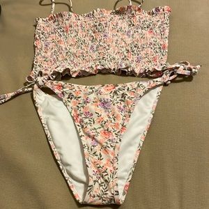 Billabong floral two piece swim
